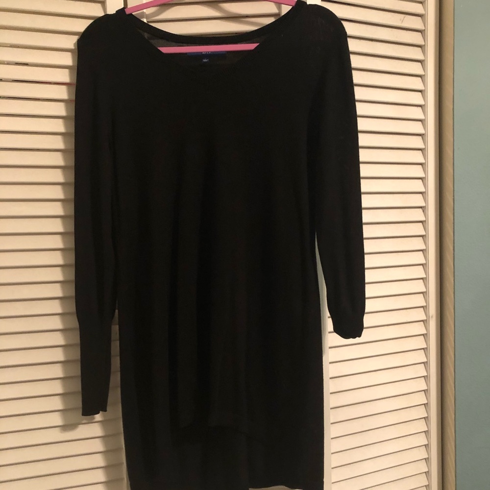 Apt 9 tunic sweater almost new condition